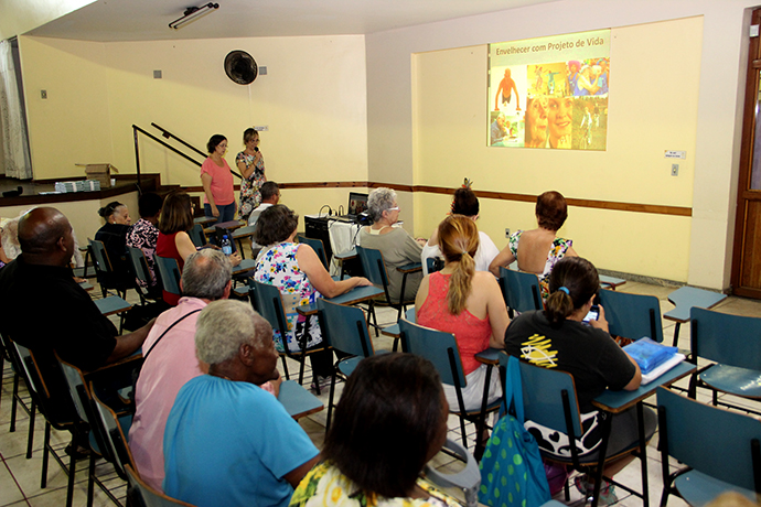Portal de Notcias PJF | Dia Internacional do Idoso - Envelhecimento saudvel atrelado a projetos de vida  tema de palestra no CCI | SDS - 1/10/2014
